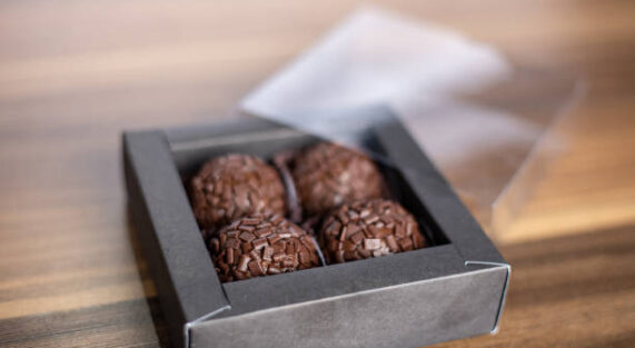 brigadeiros dá para fazer com um pote de brigadeiro